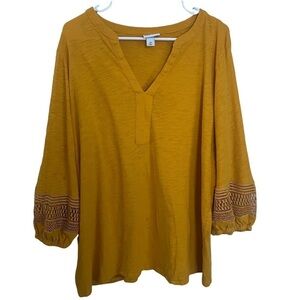 𝅺ava & Viv Yellow Gold Ballon Sleeve Embroidered Detailing V-Neck Top